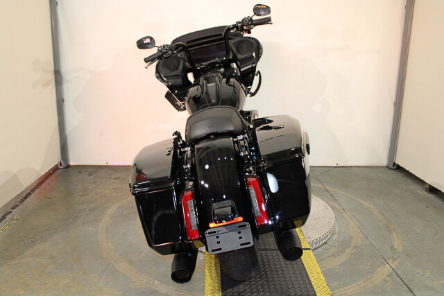 Road Glide®