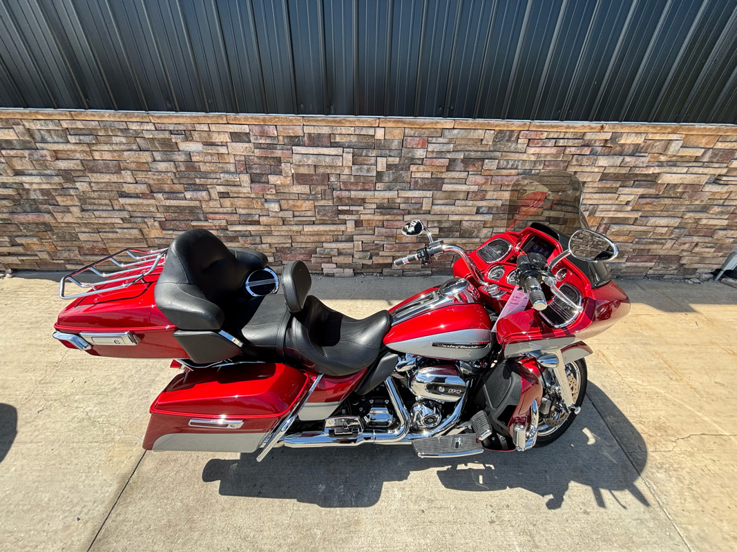 Road Glide® Ultra