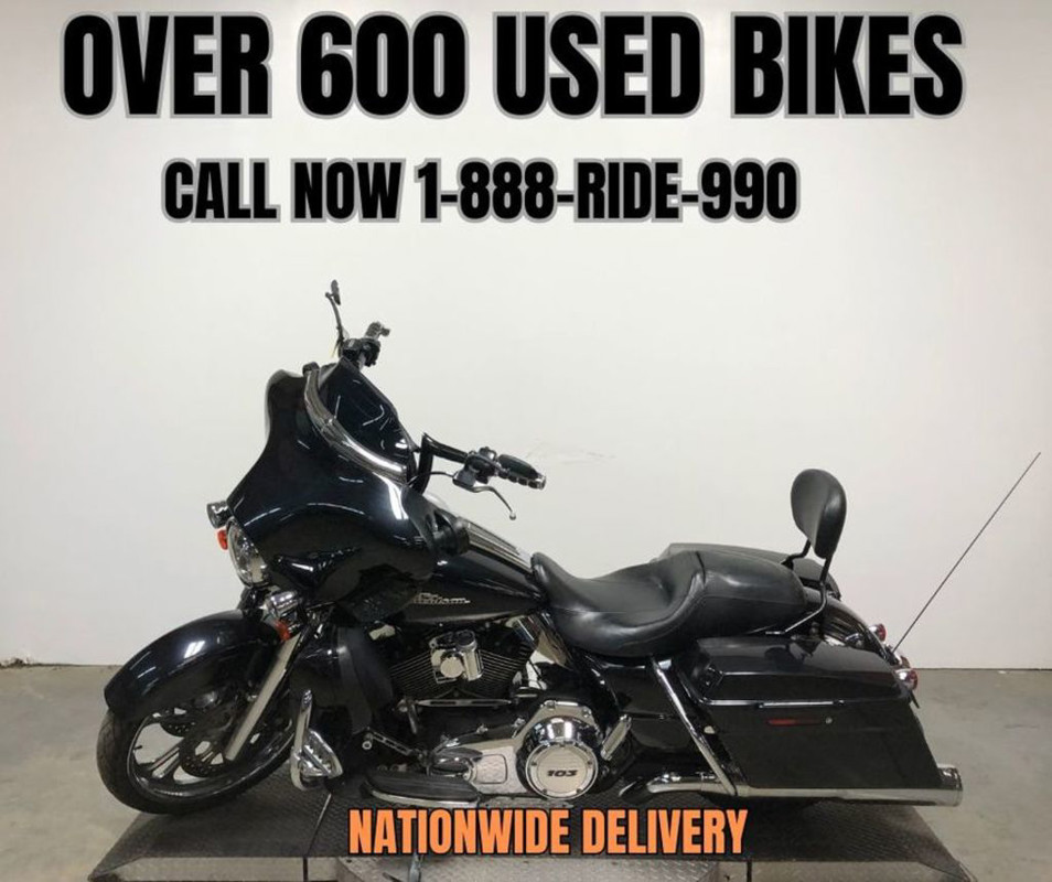 Street Glide®