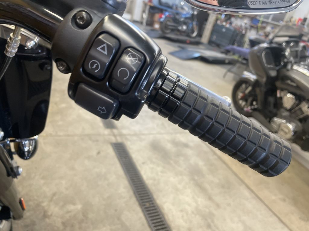 Softail® Heritage Classic 114