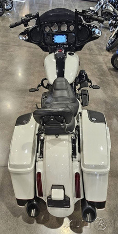 CVO® Street Glide®