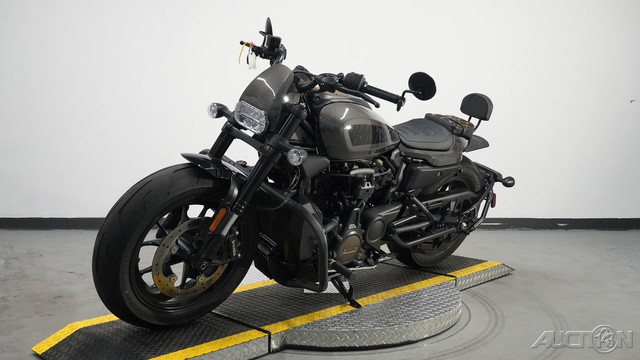 Sportster® S