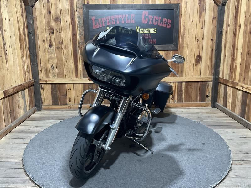 Road Glide®