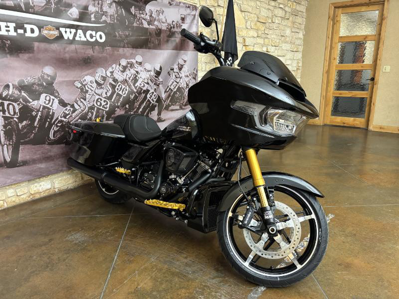Road Glide®