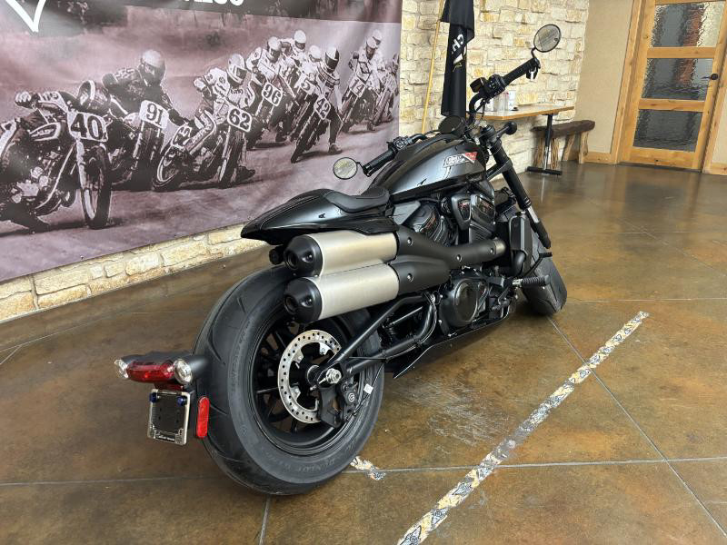Sportster® S