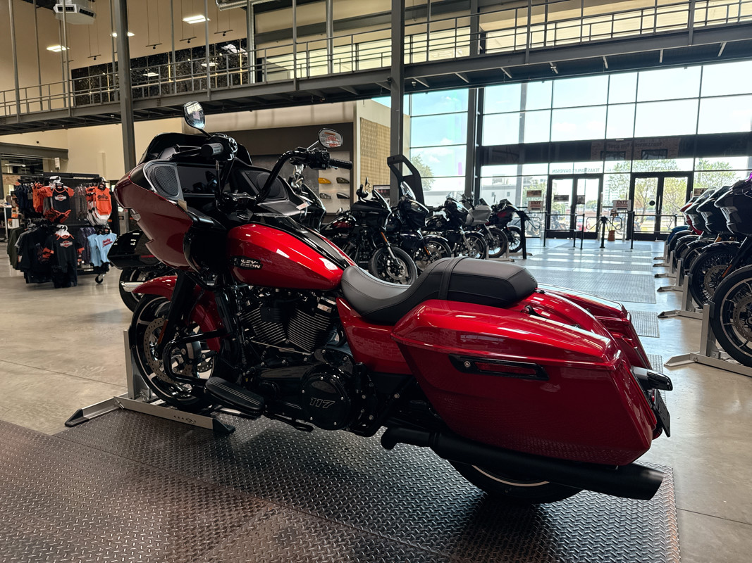Road Glide®