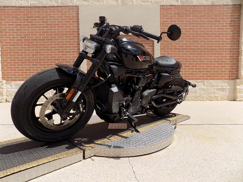 Sportster® S