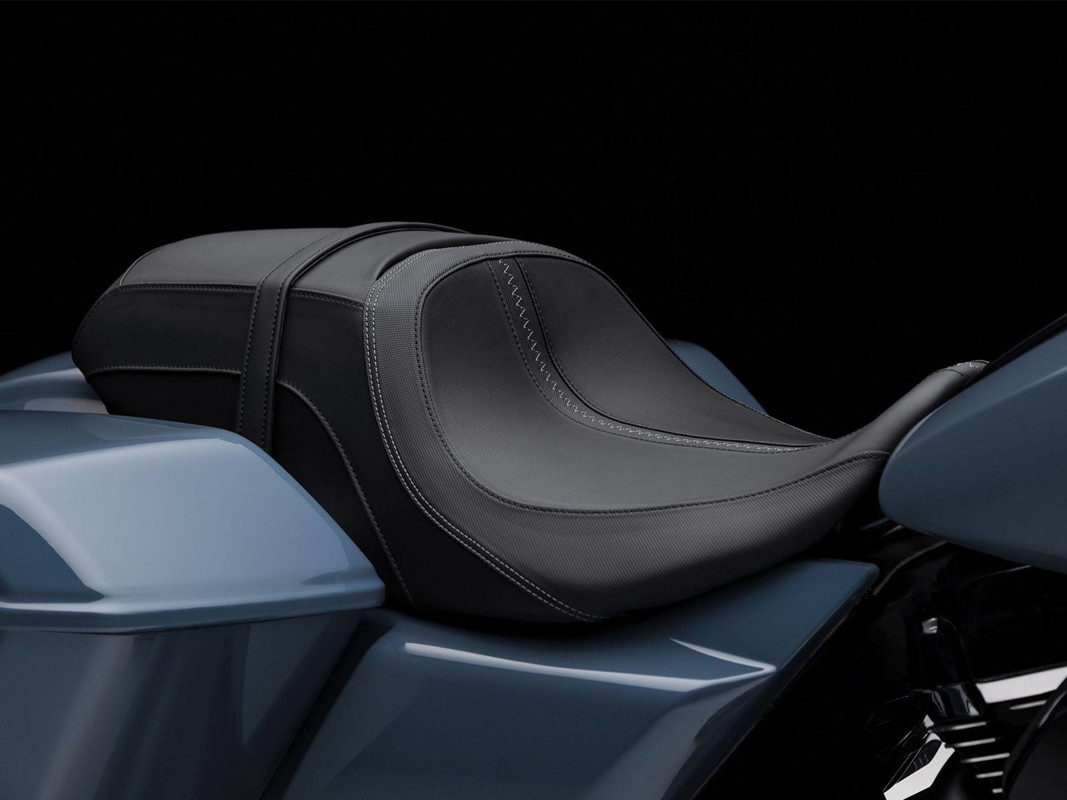 CVO® Road Glide®