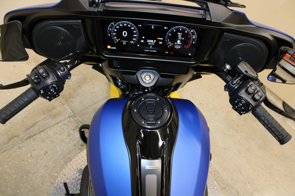 Street Glide®