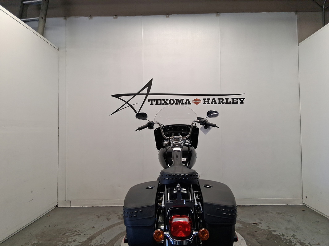 Heritage Classic 114