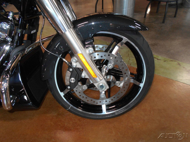 Road Glide®