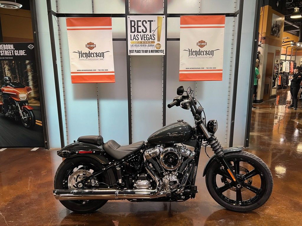 Street Bob®