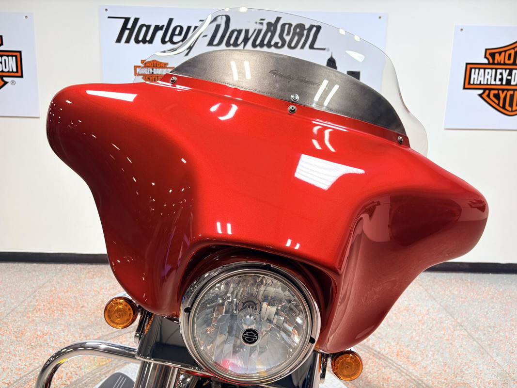 Street Glide®
