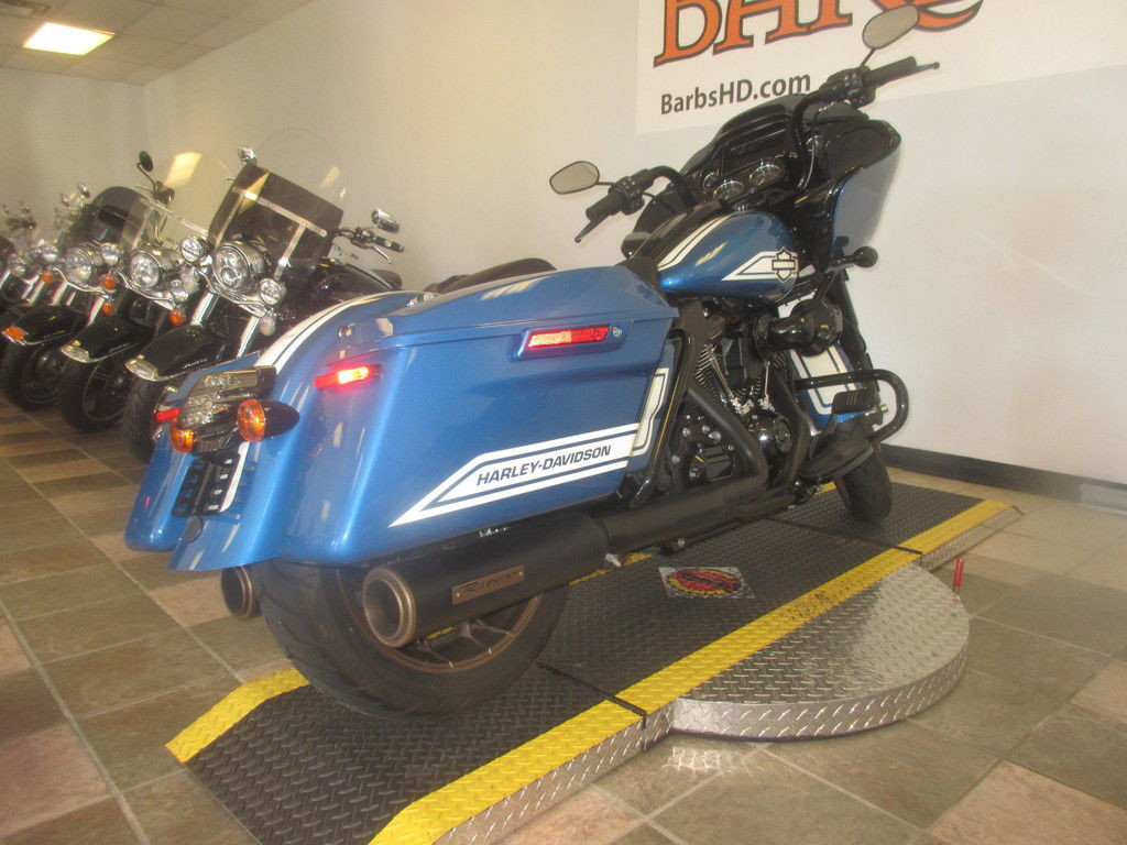 Road Glide® ST