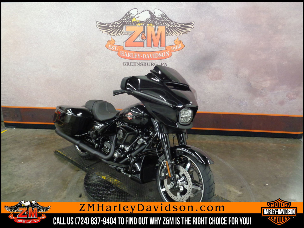 Street Glide®
