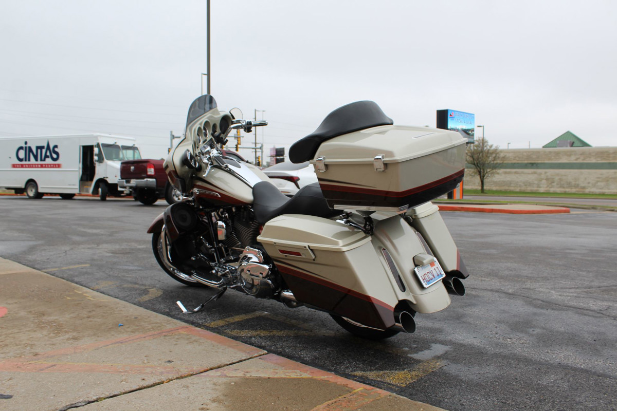 CVO™ Street Glide®