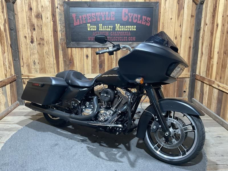Road Glide®