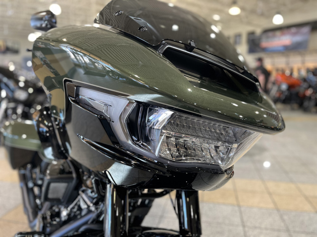 Road Glide®
