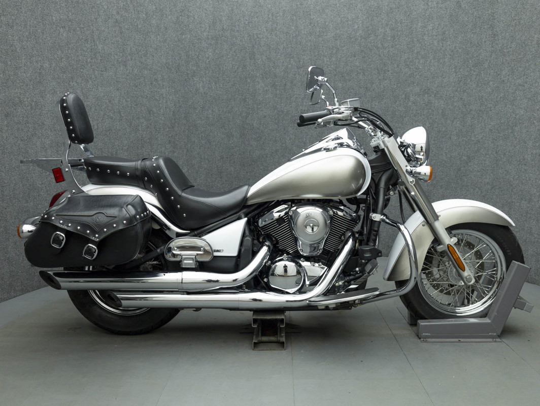 Vulcan 900 Classic LT