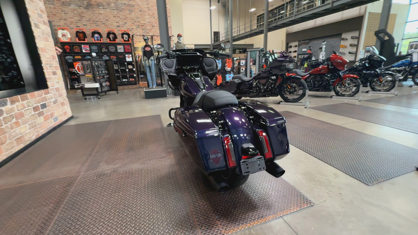 Road Glide®