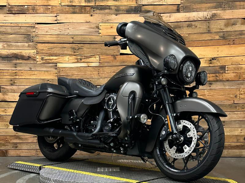 Street Glide® Special