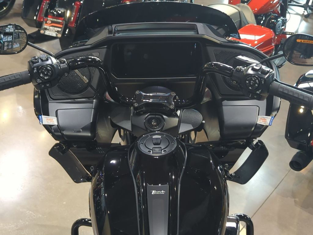 Road Glide®