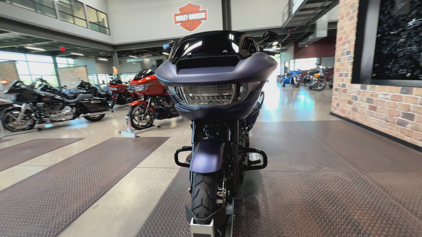 Road Glide®