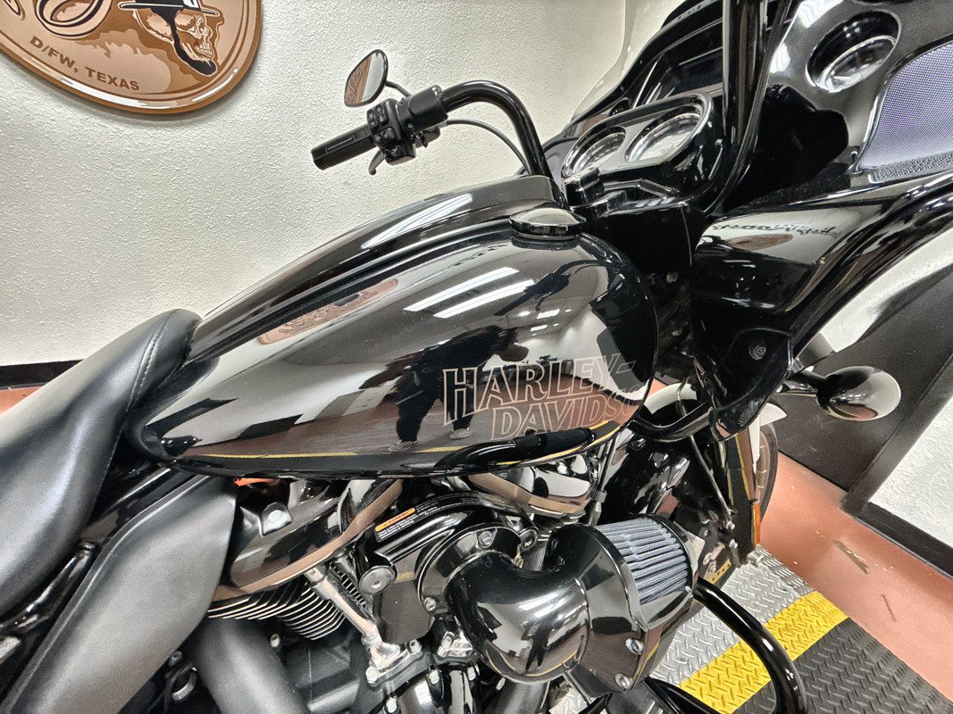 Road Glide® ST
