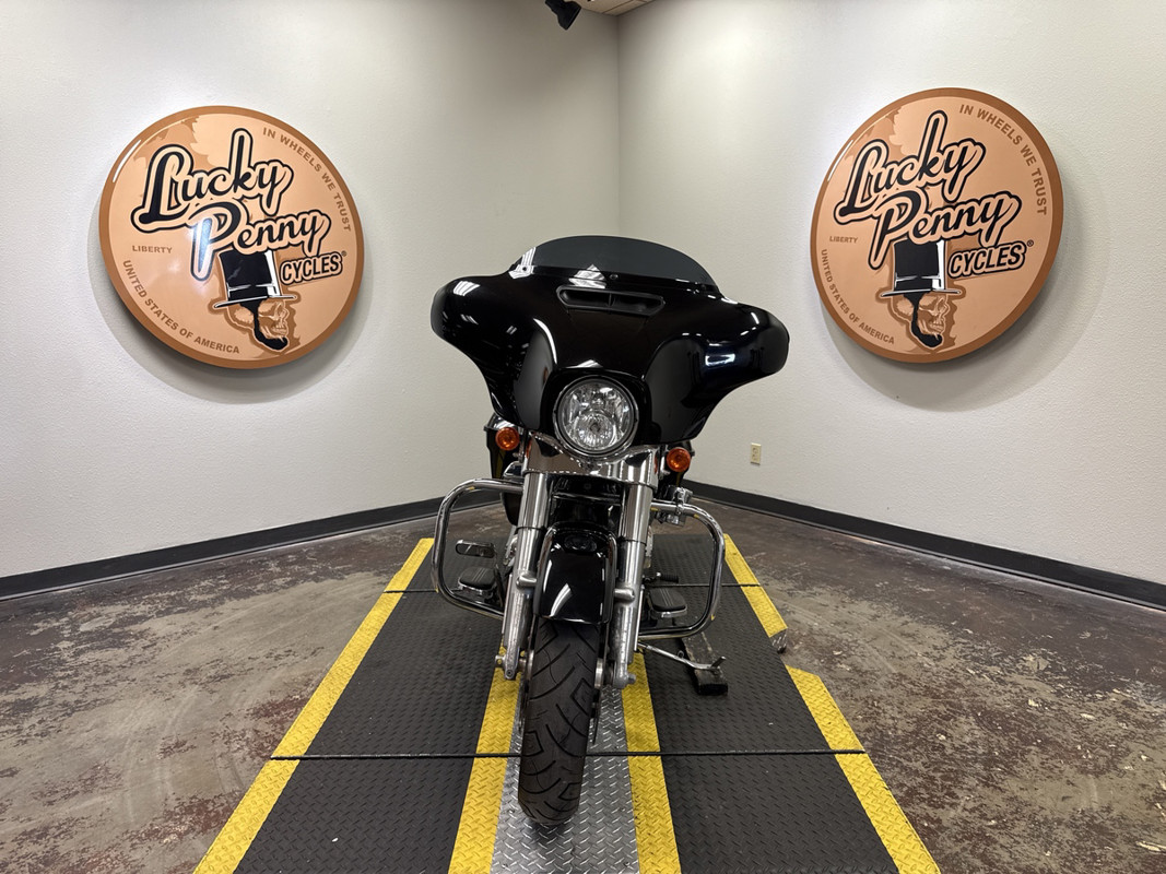 Street Glide®