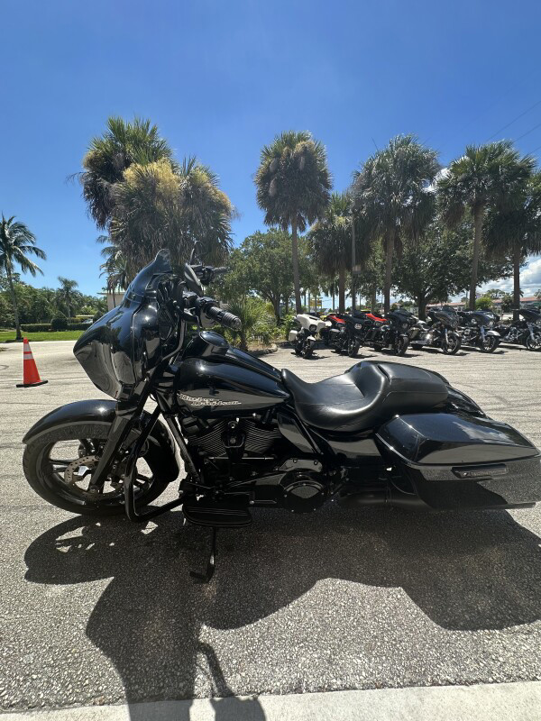 Street Glide® Special