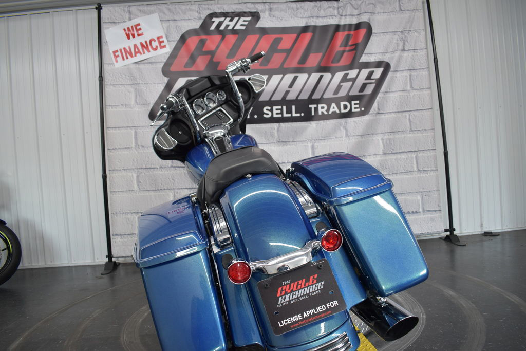 Street Glide®
