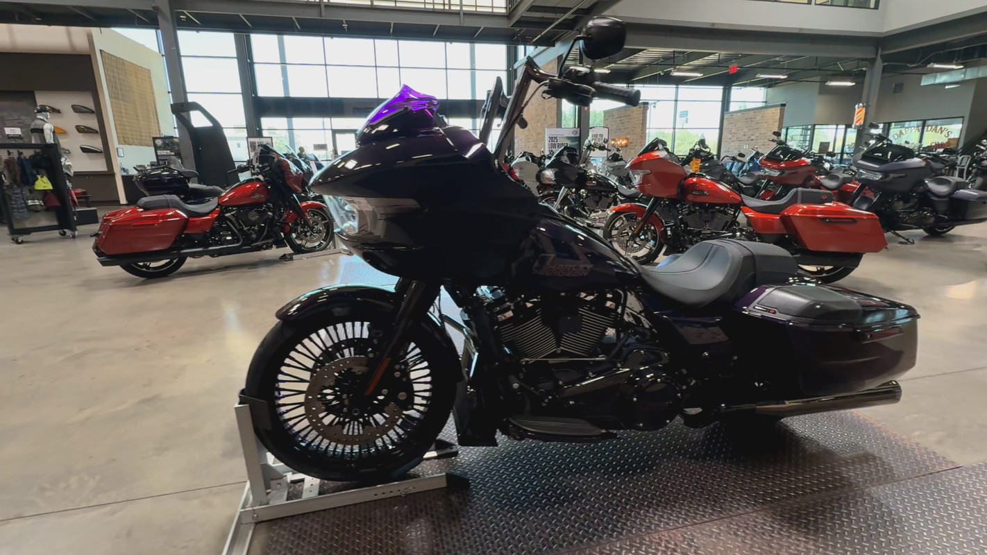 Road Glide®