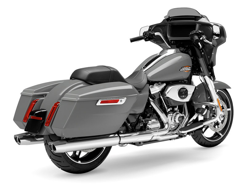 Street Glide®