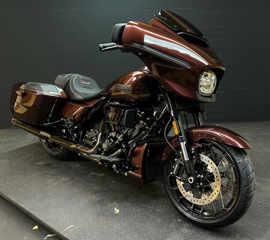 CVO® Street Glide®