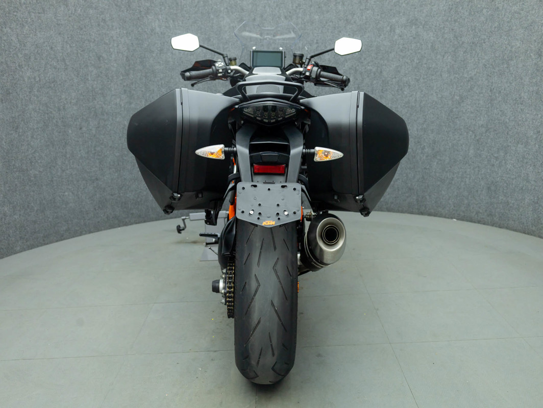 1290 Super Duke GT