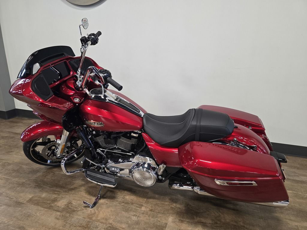 Road Glide®