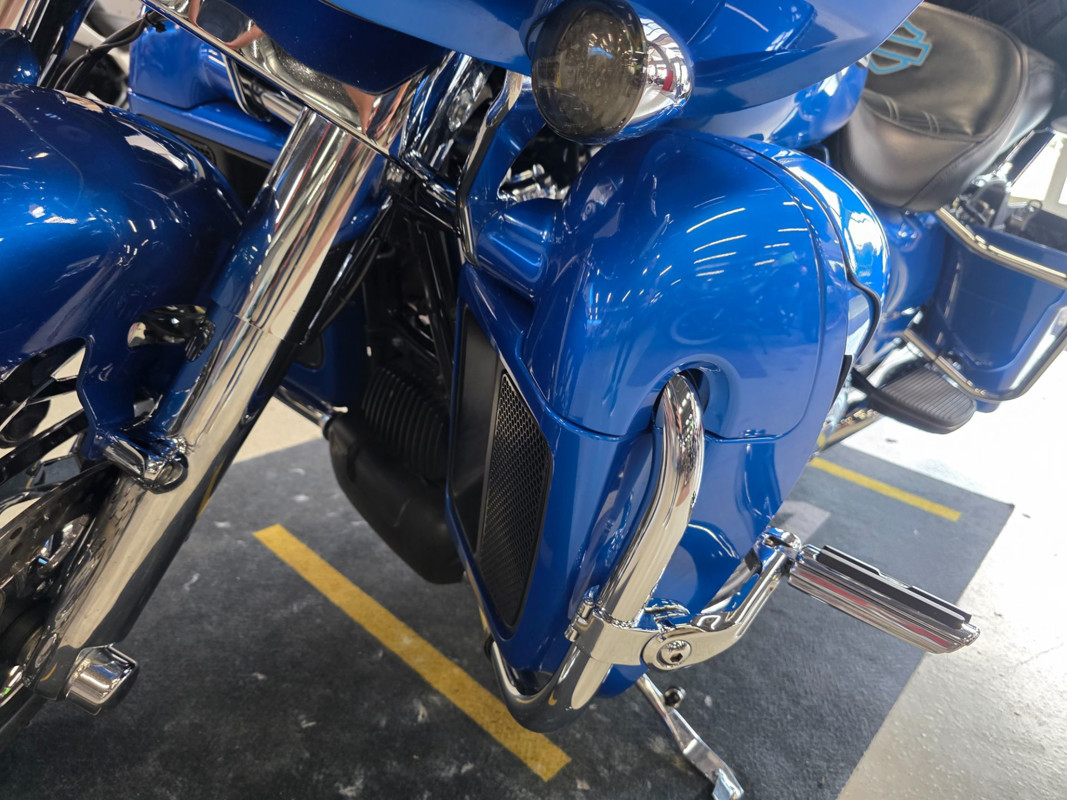 Road Glide® Ultra