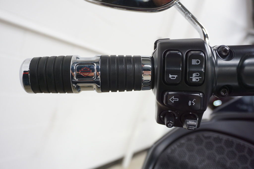 Road Glide®
