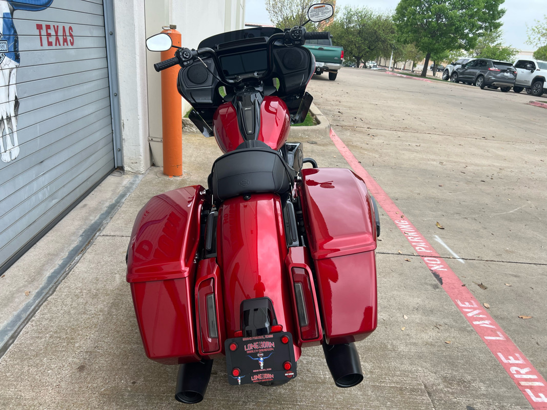 Road Glide®