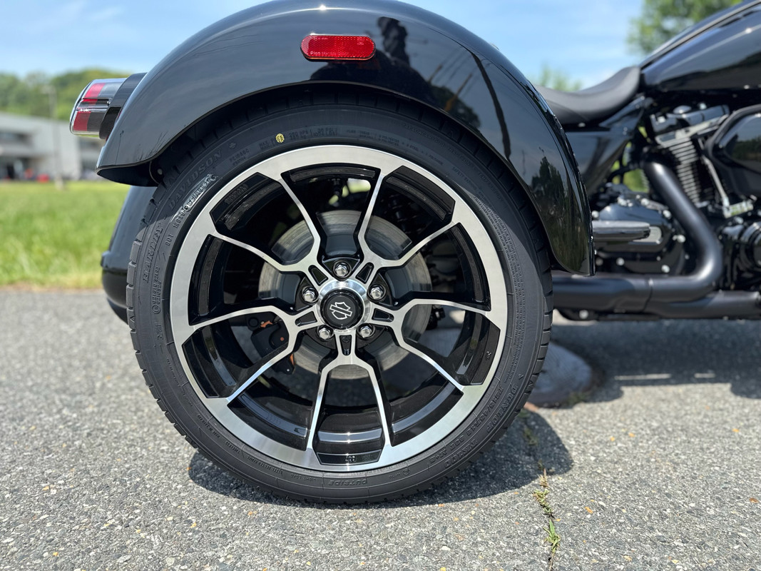 Road Glide® 3