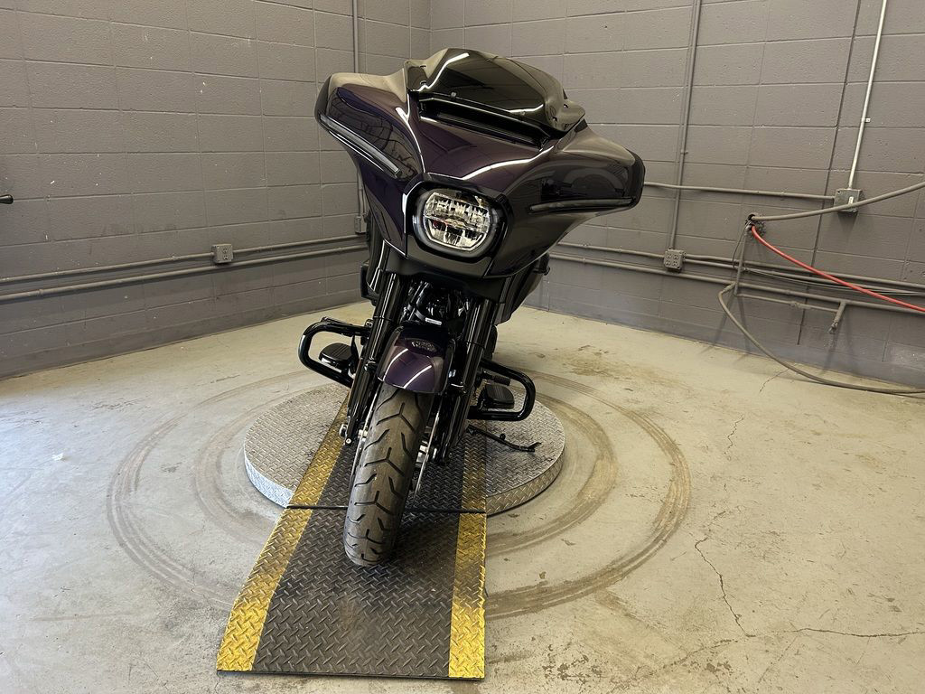 Street Glide®