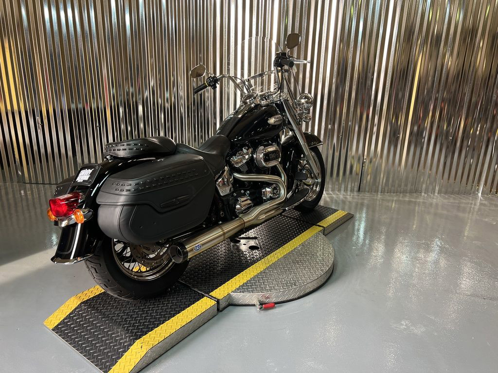 Heritage Classic 114