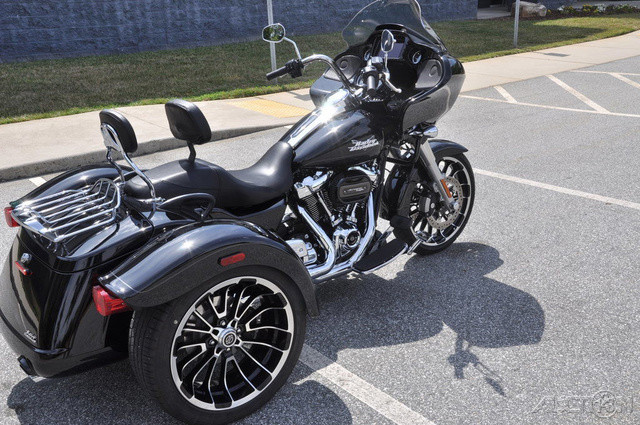Road Glide® 3