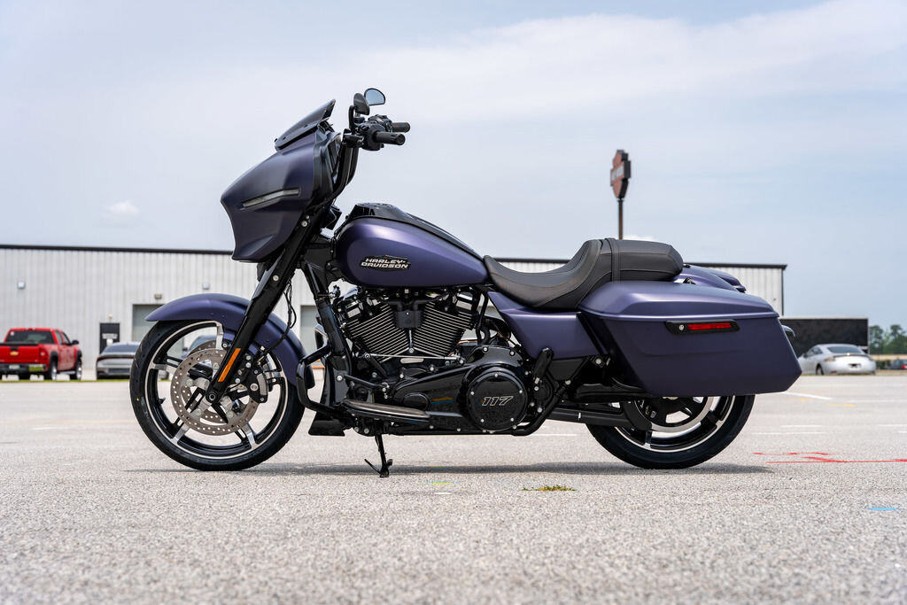 Street Glide®