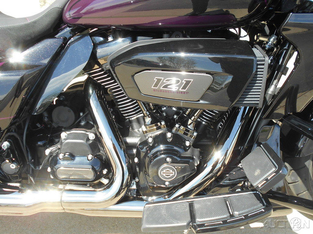 CVO® Road Glide®
