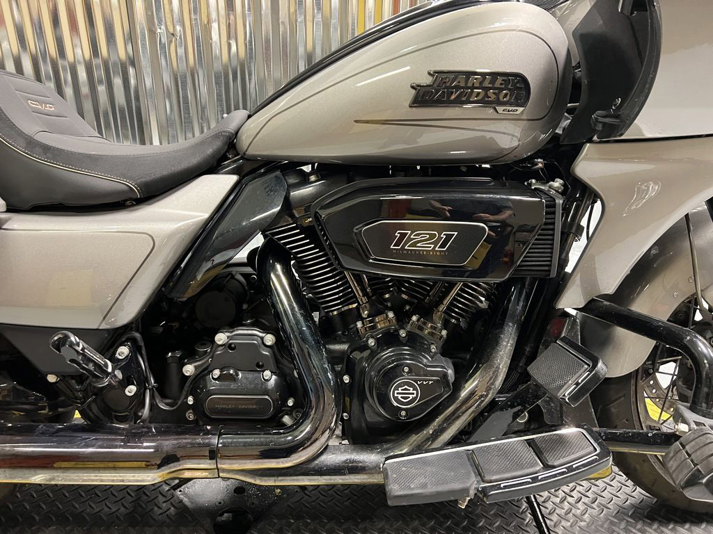 CVO® Road Glide®