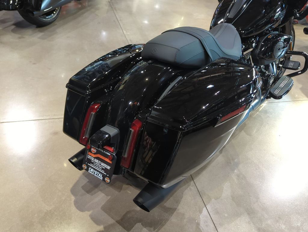 Road Glide®