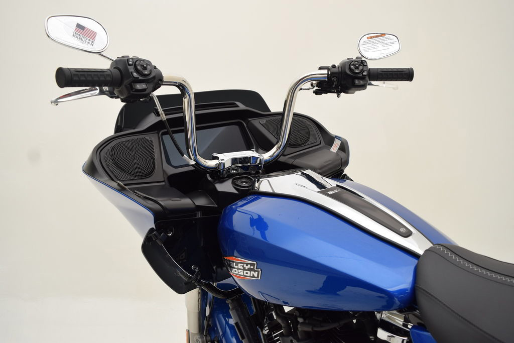 Road Glide®