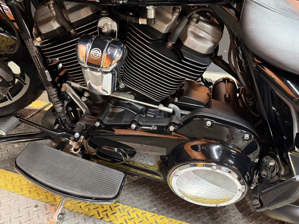Electra Glide® Standard