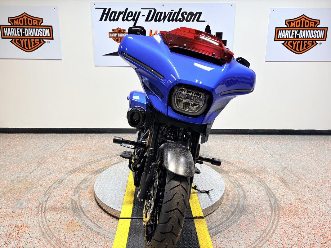 CVO® Street Glide® ST